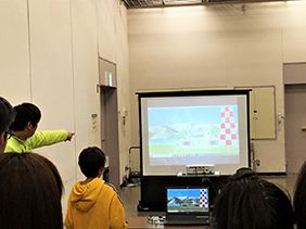 ドローン